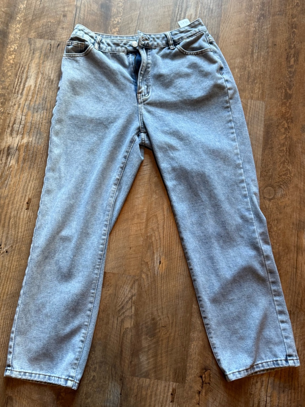 Light Wash Straight Wide Leg Jeans - Size Large (16" Flat Waist)